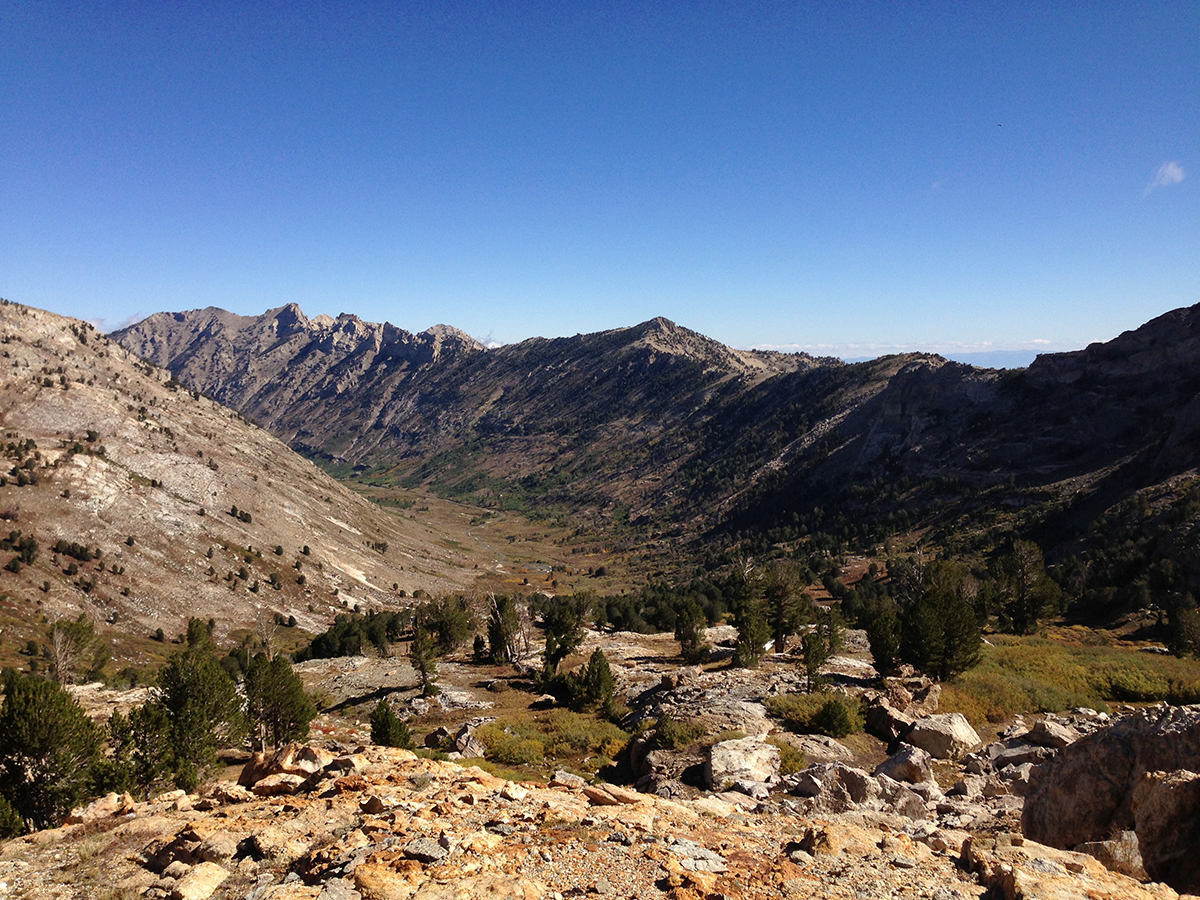 10 Amazing Fall Hikes Across the Country