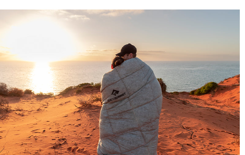 Description || Ember Ultralight Down Quilt