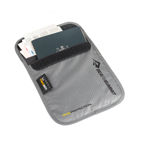 Promate Trekpack Mochila Grande Antirrobo Impermeable Para Portátil 17